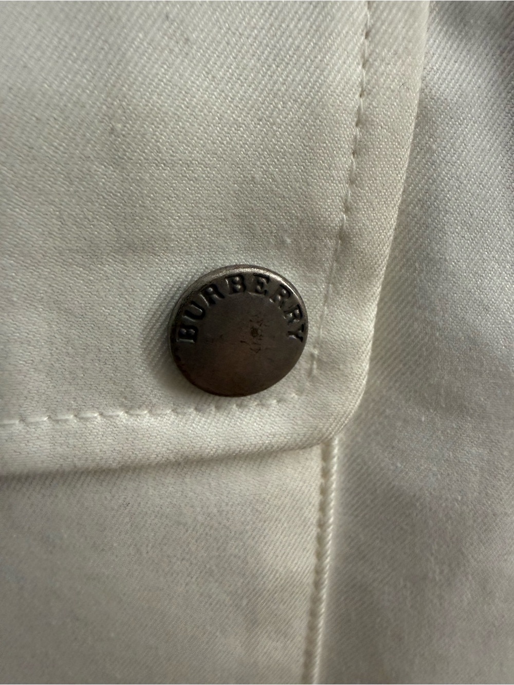 Burberry London Cream cotton canvas reversible Utility Vest with Plaid inside - Picture 5 of 13